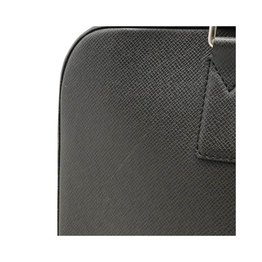 Pre Loved Louis Vuitton Luxury Taiga Leather Business Briefcase - Picture 8 of 8
